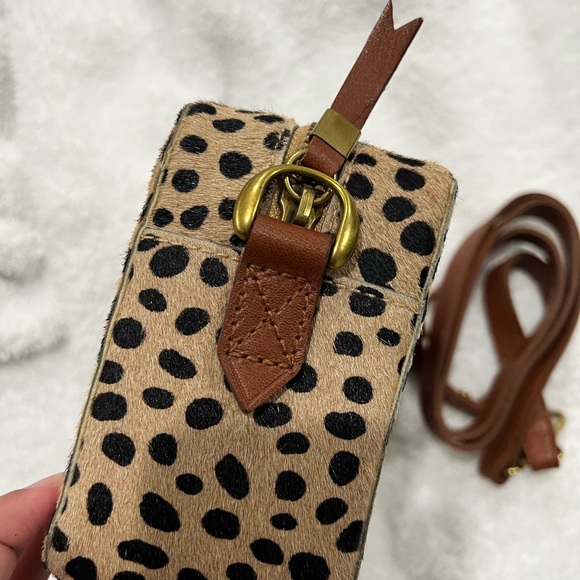 Madewell Transport Camera bag in dotted calf hair edition - Picture 3 of 7